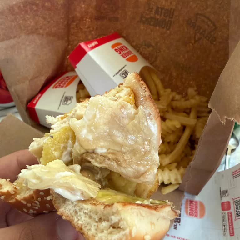 Getir Yemek Üzerinden Burger King Siparişinde Bozulmuş Marul Ve Kötü Koku: İade Talebi