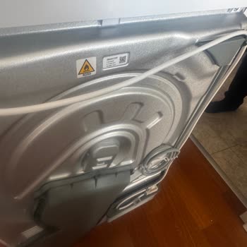 Arçelik Kurutma Makinesi Yenisi Olmayan Hasarlı Ürünlerle Teslim Ediliyor