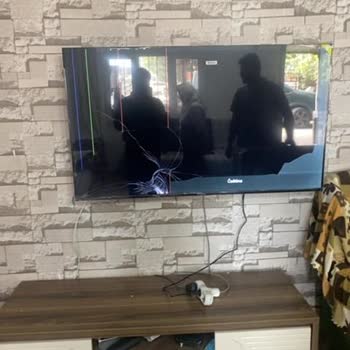 Kırık Ekranlı Grundig Televizyonun İade Sürecini Engelleyen Yetkili Servis Raporu