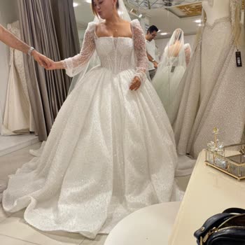 Ümraniye Elisa Sposa Mağazasında Gelinlik Teslimi Sonrası Kaba Personel Ve Ölçü Sorunları
