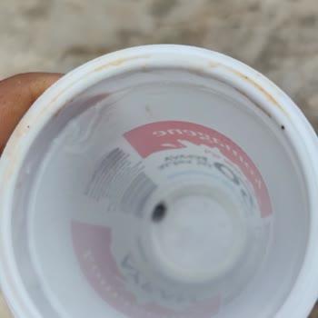 Komagene Ayranında Küf Benzeri Kalıntı Görüldü Ve Mide Bulandı