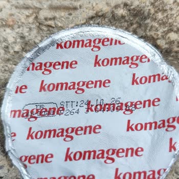 Komagene Ayranında Küf Benzeri Kalıntı Görüldü Ve Mide Bulandı