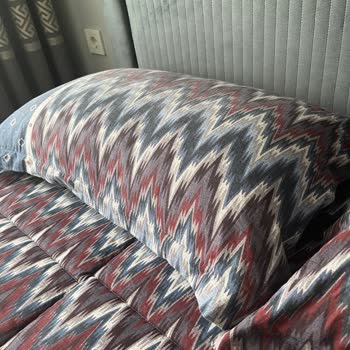 Afton Uyku Setinde Çarşaf Ve Yastık Kılıflarının Renk Solması