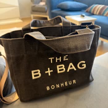 Bonheur Bag Canvas Çantasında Kısa Sürede Şekil Bozulması Ve Renk Solması