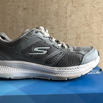 Skechers Ayakkabısında 3 Ayda Deformasyon, Üretim Hatası İade Talebi