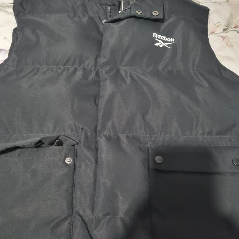 Reebok Şişme Yelek Bozuldu, Mağaza İncelemesi Yetersiz