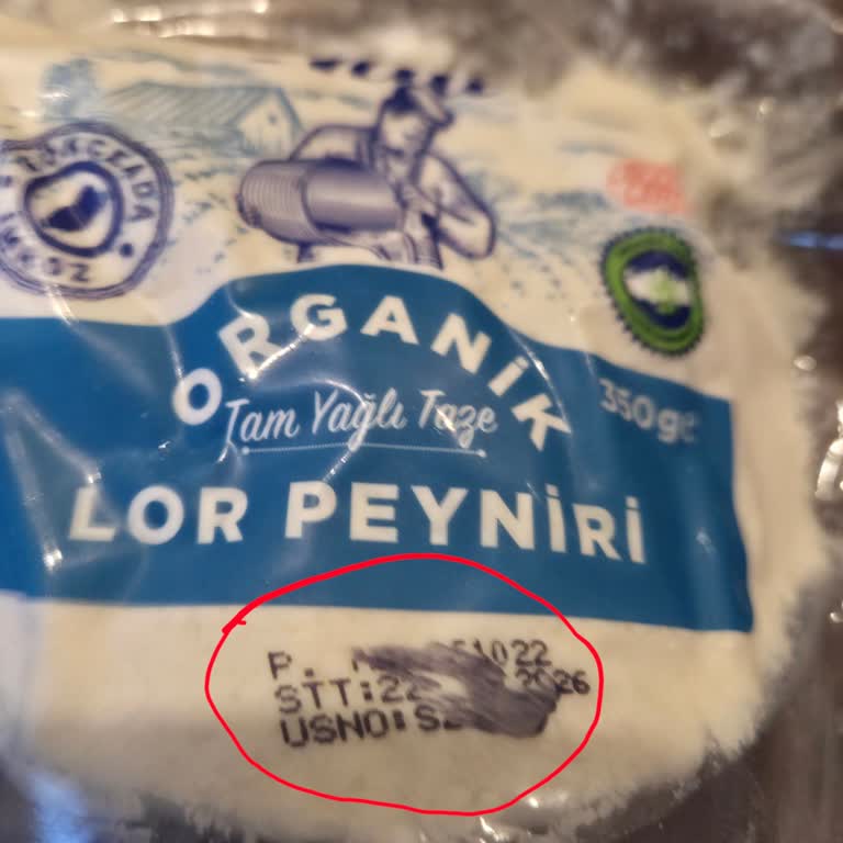 Migros Sanal Market'te Lor Peyniri Son Kullanma Tarihi Silinmiş Olarak Teslim Edildi