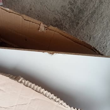 A101 Extra'dan Hasarlı Dolap Teslimi Reddedildi, 14 Gün Çözüm Bekleniyor