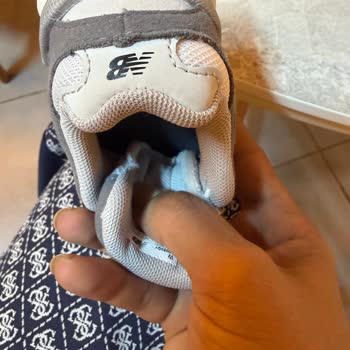 New Balance Çocuk Ayakkabısında Ağrı Yaratan Baskı Ve İade Şikayeti