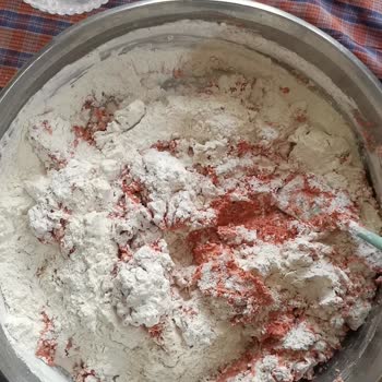 BİM'den Efsane Buğday Ununda Böcek Ve Kurtçuk Tespitiyle Tarhana Hazırlığına Verilen Maddi Zarar