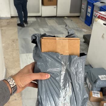 Aras Kargo’nun Yanlış Teslimatı Ve Hasarlı İade Ürünü Nedeniyle 7400 TL Tazminat Talebi