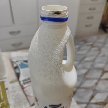 BİM Mağazasından Satın Alınan Binvezir Ayranında Küflenme Ve Sağlık Endişesi