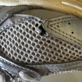 New Balance 530 Model Ayakkabıda Erken Yırtılma Ve Satıcı Destek Eksikliği