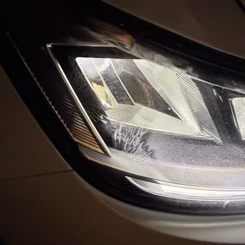 Volkswagen T-Roc Farlarındaki Kalıcı Kristalleşme, Kullanıcı Hatası İddiası Ve Garanti Kapsamı Dışı Teklif