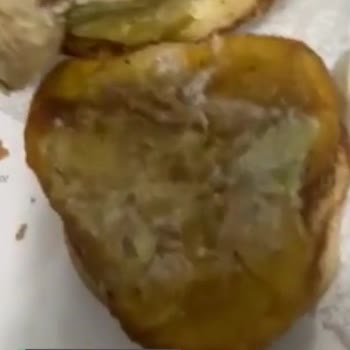 Burger King Aldığım Menünün Ekmeği Bayat