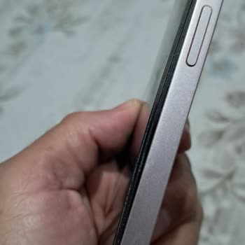 Batarya Şişmesi Nedeniyle İPhone 13 Güvenlik Riski Ve Ücretsiz Değişim Talebi