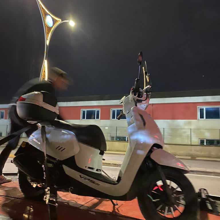 RKS Motor Akın Motors Motosiklet Hortumu Çatladı, Çekici Ücreti İadesi Gerekiyor
