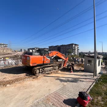 İGDAŞ'ın Doğalgaz Kesintisi Esenler'de Üç Blokta Bir Aylık Mağduriyet