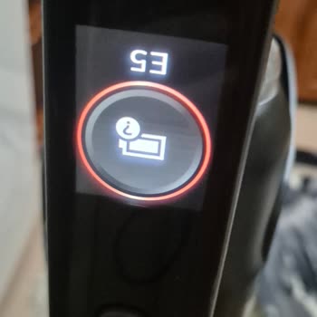 Philips 9000 Süpürge E5 Hatası Sürekli Tekrarlıyor Ve Çözüm Talebi