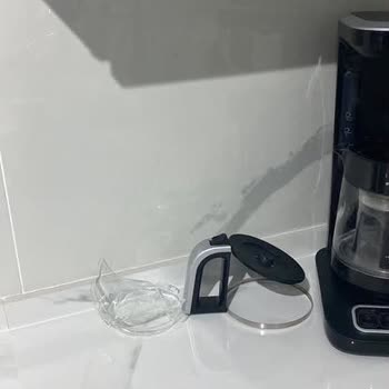 Karaca Çay Makinesinin Üst Cam Demliği Yedek Parçası İki Ay Sonra Da Gelmedi