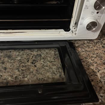 Simfer Mini Fırının Kapak Yayları İç Kısma Kaçtı, Garanti Kapsamında Onarım Talebi
