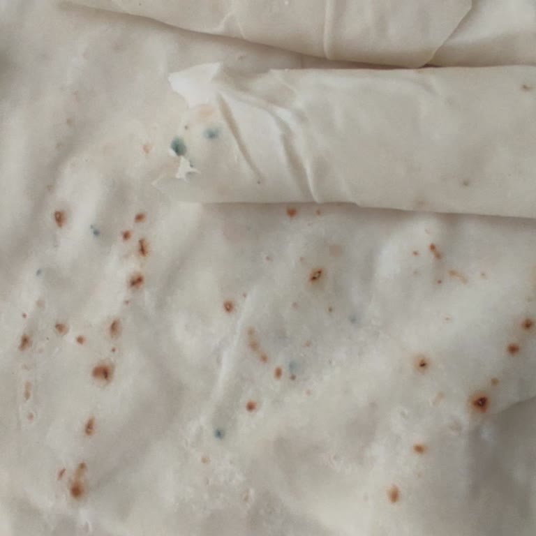 Şok Market Yufkasında Küflü Ürün: Sağlık Riski Ve Güven Kaybı