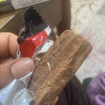 Eti Maximus Çikolatasının Renk Bozulması Ve Kalite Güvensizliği