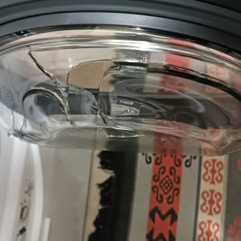 Kırık Ön Kapaklı Kurutma Makinesi Teslimatı Reddi Ve İade Talebi