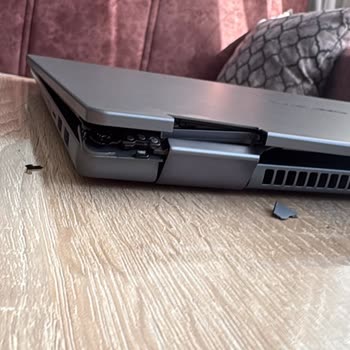 Lenovo Ideapad 5 2-in-1 Laptopta Menteşe Ve Kasa Kırıldı, Garanti Kapsamında Onarım Talebi