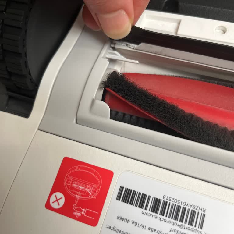 Roborock S9 Ana Fırça Kapağı Sürekli Kırılıyor Ve Müşteri Mağdur