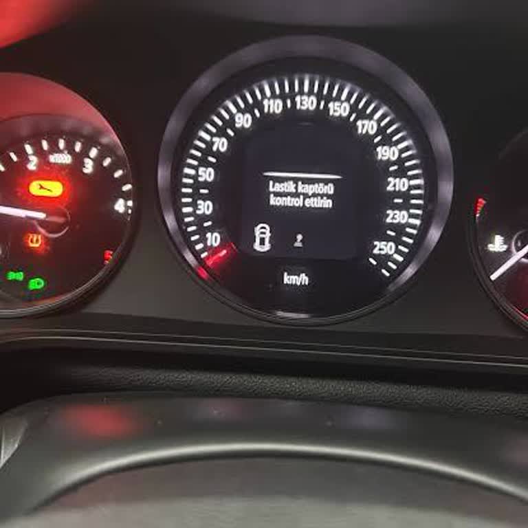 Kronik Lastik Sensör Arızası Renault Megane 4 2016 Modelde Sürekli Işık Yanıyor