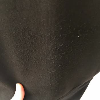 Kısa Sürede Tüylenen Nike Tech Ürünü Ve Cevapsız Müşteri Hizmetleri
