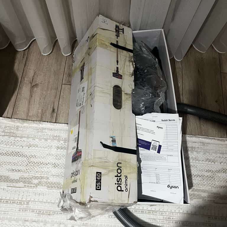 Dyson V10 Şarjlı Süpürge Performans Sorunu Servis Çözüm İsteği