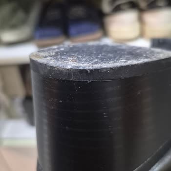 Marjin Ayakkabı'da İlk Kullanımda Aşınan Topuklu Botlar Değişim Talebi