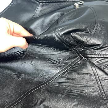 Deride Pul Dökülmesi Ve Kullanılamaz Hale Gelen Ceket İçin Tam İade Talebi