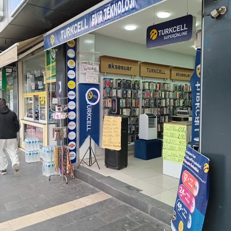 Turkcell Bayisinde Yabancı Müşteriden Haksız Ücret Talebi Ve İşlem İhmal Edildi
