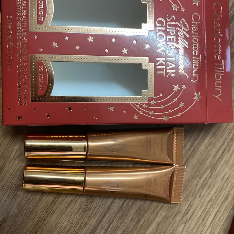 Charlotte Tilbury Hollywood Superstar Glow Kit Setinde Eksik Allık Ve Yanlış Aydınlatıcı Gönderimi