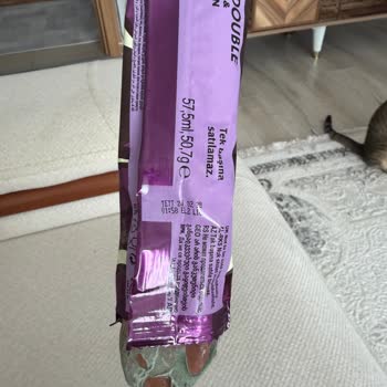 Magnum Mini Double Dondurmanın Üzerinde Küflenme Gıda Güvenliği Endişesi Ve Çözüm Talebi