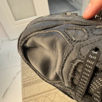 Skechers Ayakkabısının Dikiş Ve Aşınma Sorunu, Garanti Talebinin Haksız Reddedilmesi