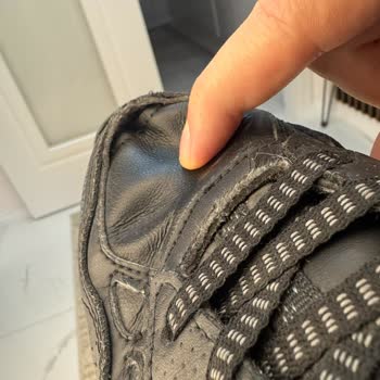 Skechers Ayakkabısının Dikiş Ve Aşınma Sorunu, Garanti Talebinin Haksız Reddedilmesi
