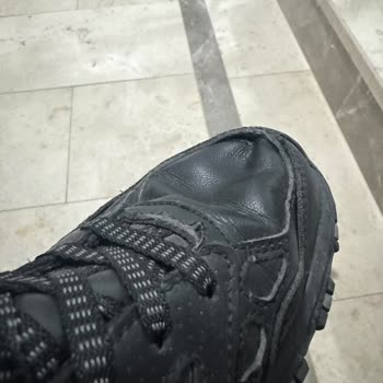 Skechers Ayakkabısının Dikiş Ve Aşınma Sorunu, Garanti Talebinin Haksız Reddedilmesi