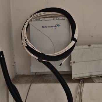 Türk Telekom'da Sürekli Kesintili İnternet, Fiber Altyapı Eksikliği Ve Yüksek Cayma Bedeli