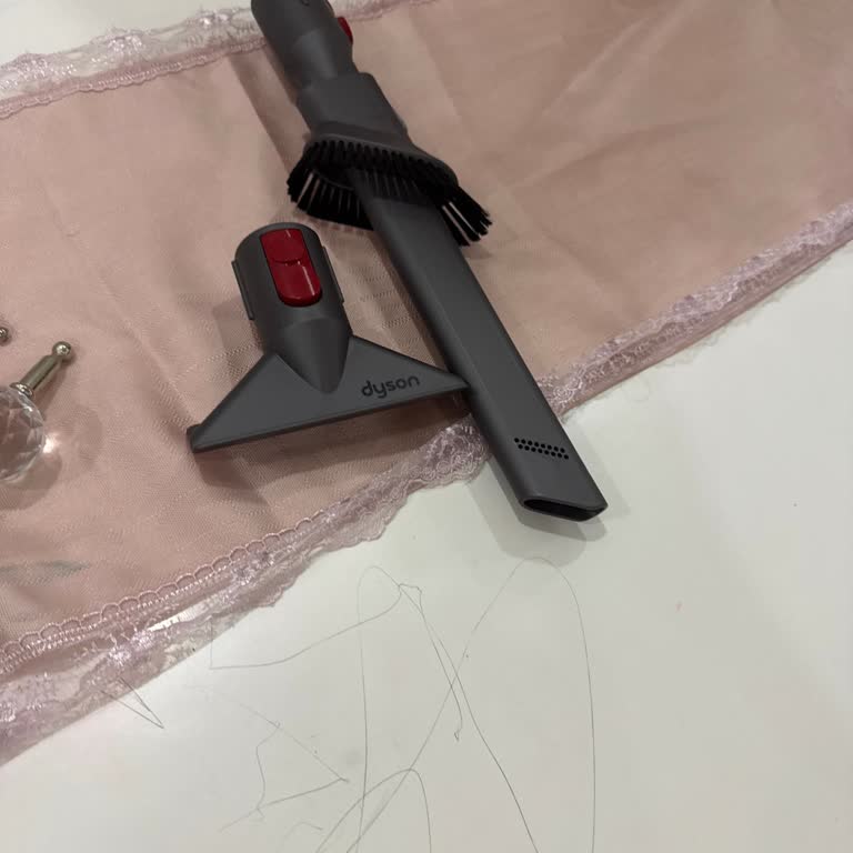 Dyson Büyük Top Süpürge Başlığı Eksik, Teknosa Ve Üretici Yardım Etmiyor