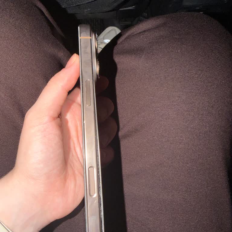 Akasya AVM Apple Store’da Pil Şişmesi Değişimi Reddedildi Müşteri Saatlerce Bekletildi
