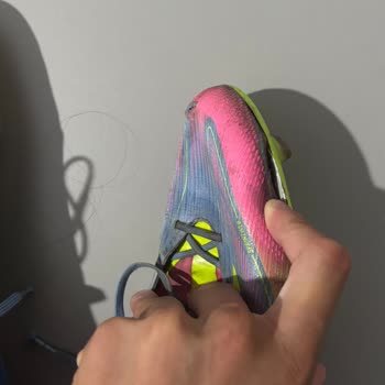 Sportive Ankamall'da Adidas Kramponu 7 Ayda Kullanılamaz Hale Geldi, İade Reddedildi
