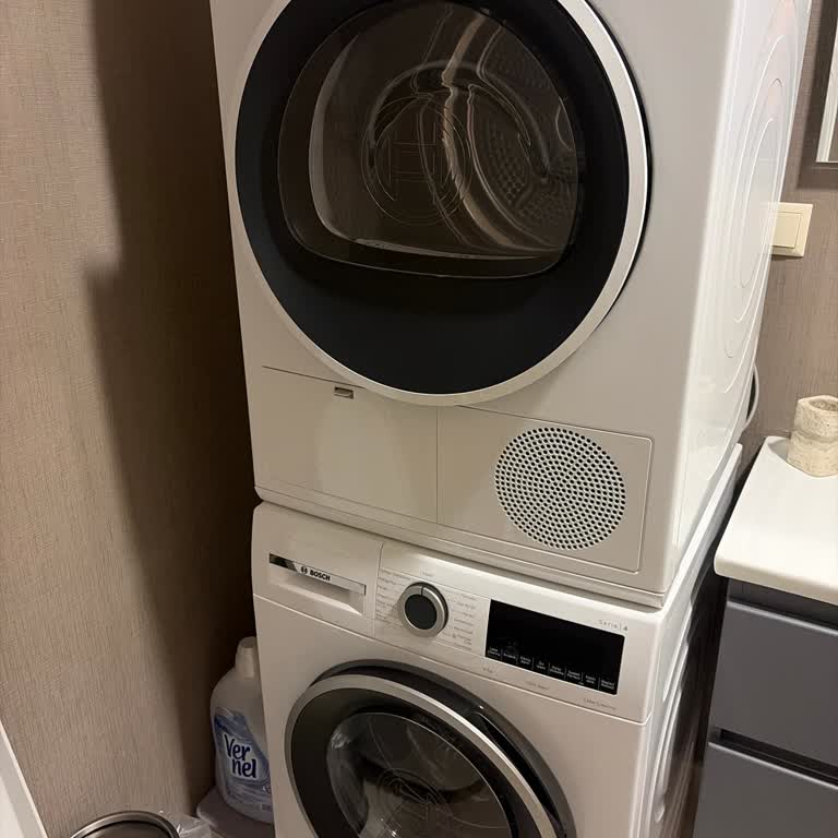 Bosch Kurutma Makinesi Kapak Renk Uyumsuzluğu Ve Yetersiz Çözüm Teklifi