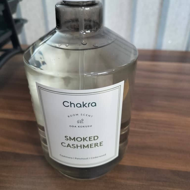 Chakra Oda Kokusu Ağır Ve Rahatsız Edici Geri Ödeme Talebi