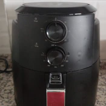 Kumtel Airfryer’da Emniyet Şalteri Plastik Parçasının Aşınması Ve Yedek Parça Talebi