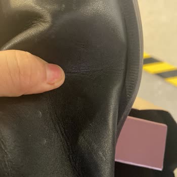 Derimod Cevahir Mağazasında Kışlık Botun Açılması Ve Değişim Talebinin Reddedilmesi