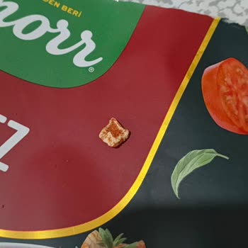 Onur Market'ten Knorr Makarna Sosunda Sert Yabancı Madde Çıktı